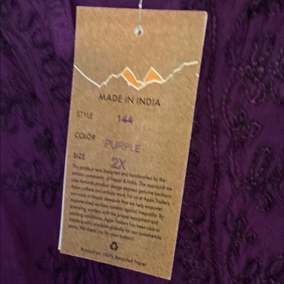 Final Price 💜 Purple Embroidered Women's Top NWT - Picture 2 of 10